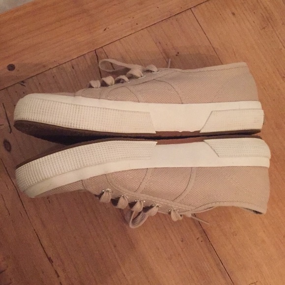 Tan supergas! - Picture 2 of 5